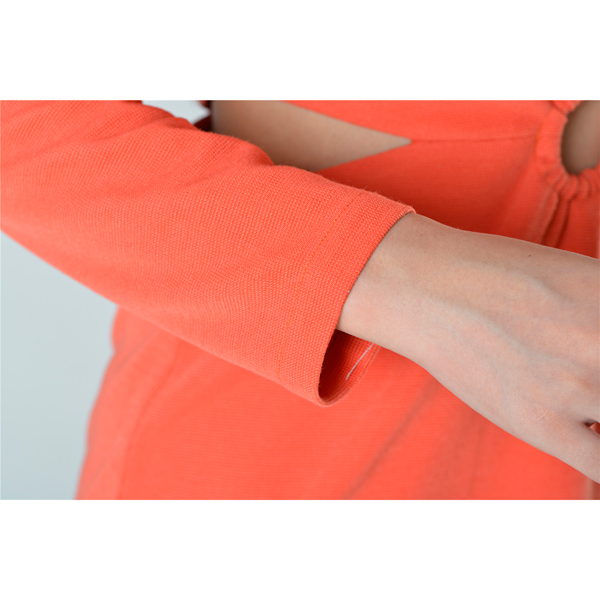 SY005漏空燙鉆連衣裙細(xì)節(jié)圖 SY005漏空燙鉆連衣裙細(xì)節(jié)圖