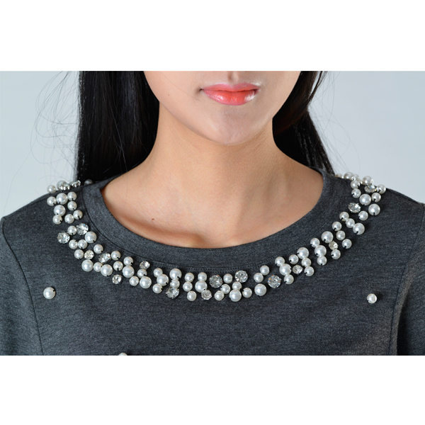 SY011針織長(zhǎng)袖訂珠上衣細(xì)節(jié)圖 SY011針織長(zhǎng)袖訂珠上衣細(xì)節(jié)圖