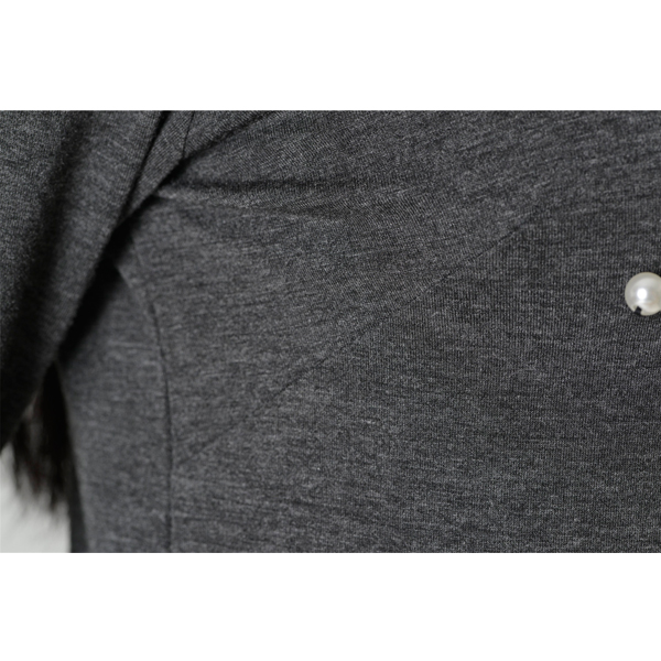 SY011針織長(zhǎng)袖訂珠上衣細(xì)節(jié)圖 SY011針織長(zhǎng)袖訂珠上衣細(xì)節(jié)圖